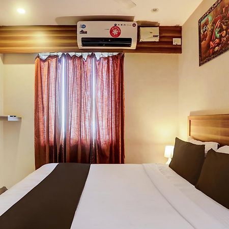 Super Hotel O Vaishnavi Inn Гайдарабад Екстер'єр фото