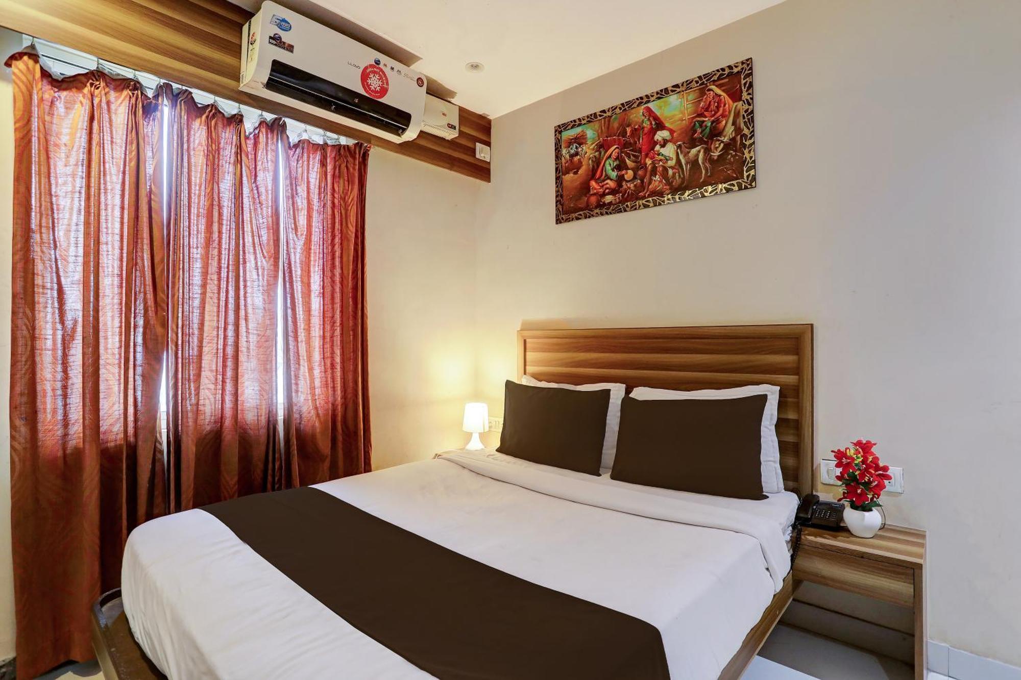 Super Hotel O Vaishnavi Inn Гайдарабад Екстер'єр фото